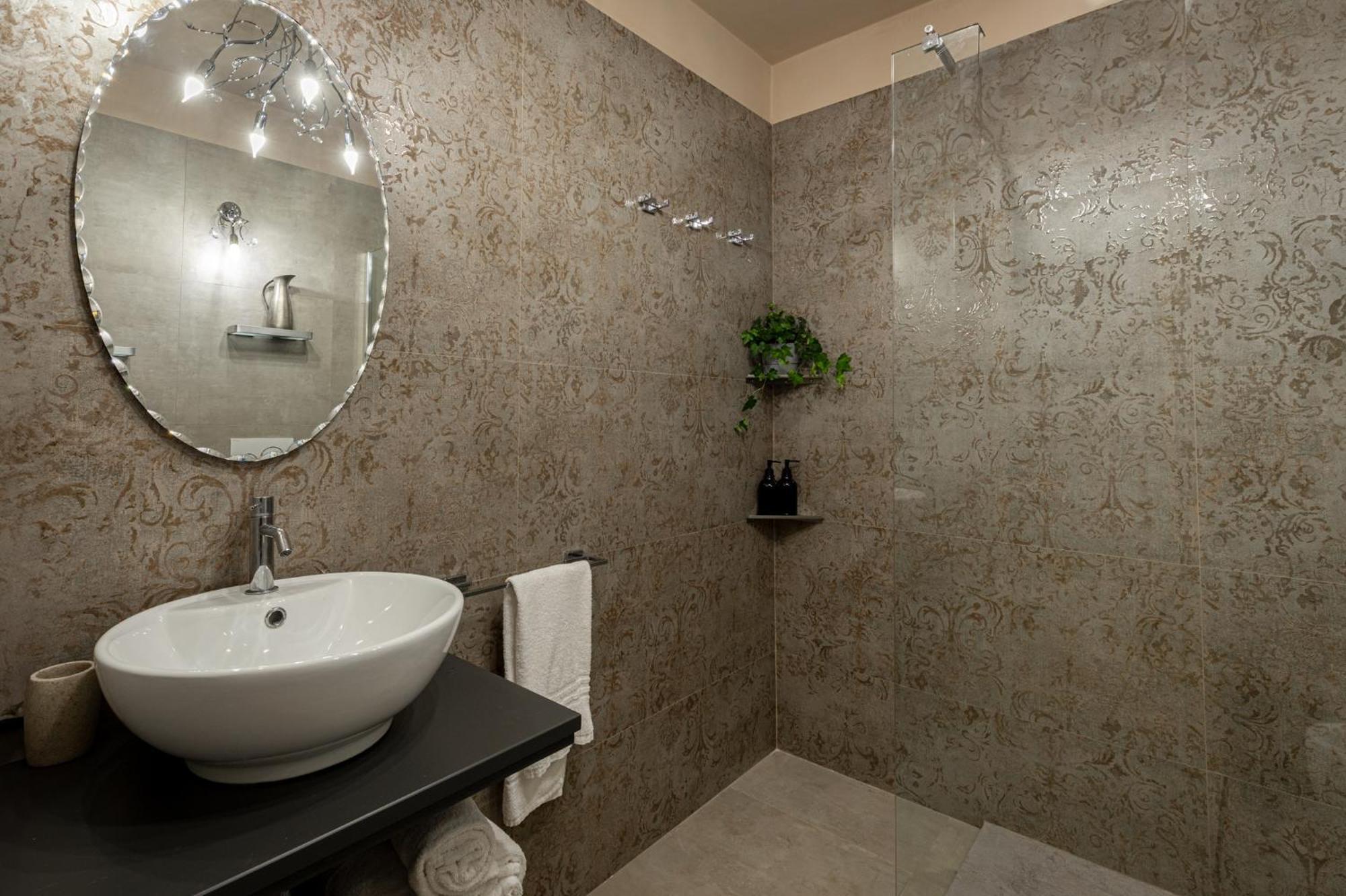 Heritage Miracle Suite Рим Екстер'єр фото